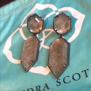 Kendra Scott Perla Earrings